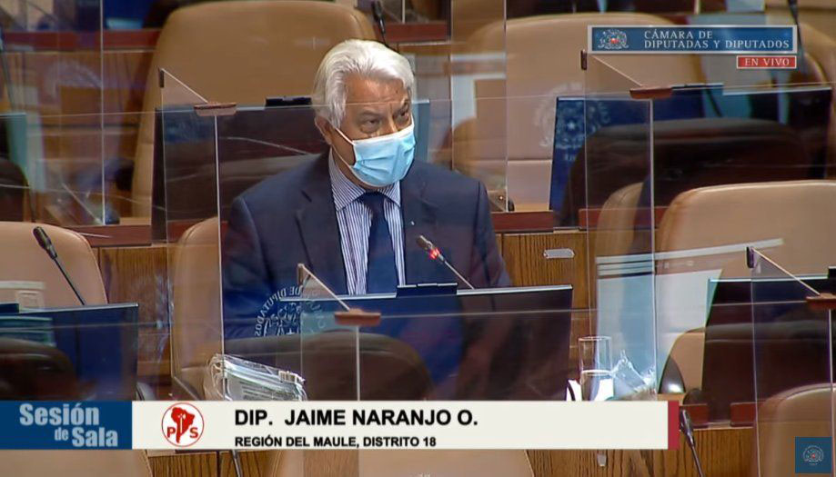 Diputado Jaime Naranjo presenta en la Cámara Baja acusación constitucional a Sebastián Piñera