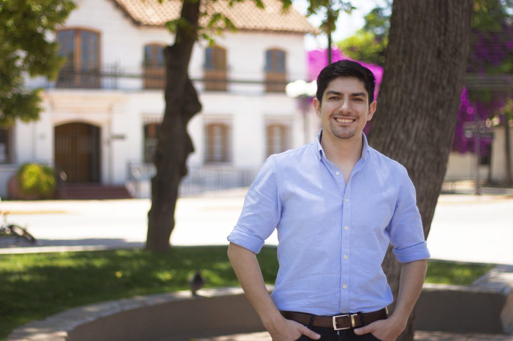 Diego Calderón es el primer candidato gay a la presidencia de la DC