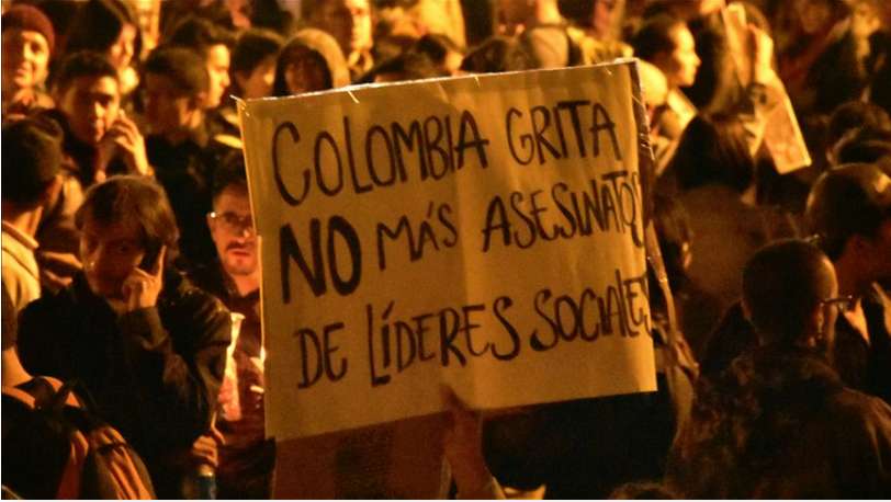 Asesinan a dos líderes sociales más en Colombia