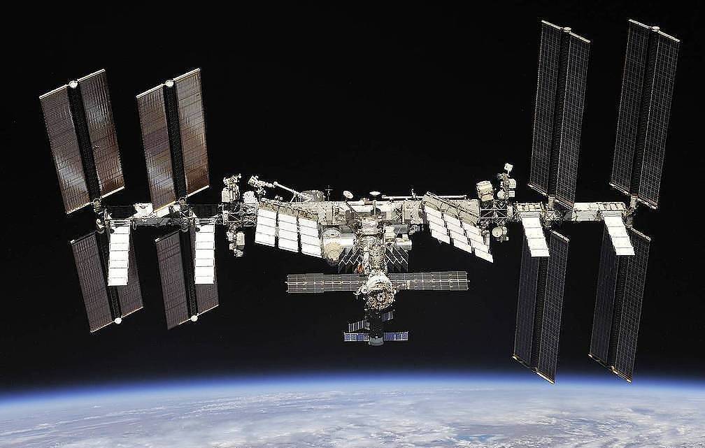 Posponen corrección orbital de Estación Espacial Internacional