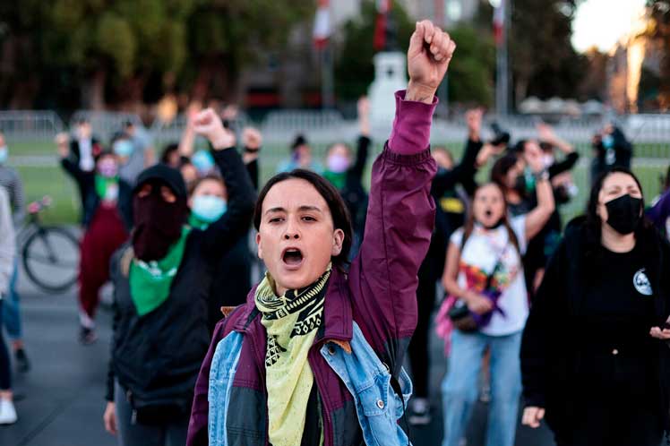 Un hecho histórico en Chile: hoy se levanta la Plataforma Sindical Feminista #SindicalismoConNosotras
