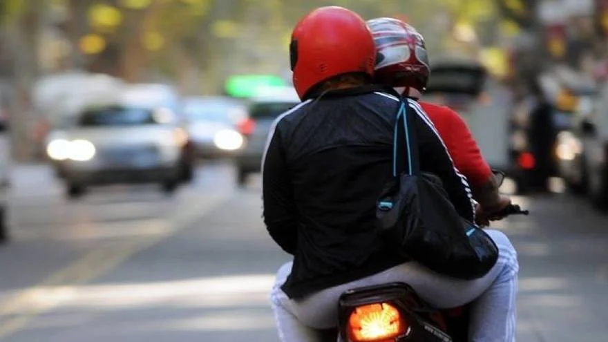 Presenta proyecto de ley para combatir a los motochorros