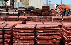 Advierten sobre impacto de caída del cobre en nuevas ofertas