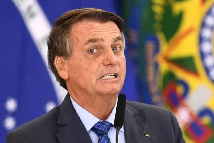 Bolsonaro registró su candidatura en Brasil en busca de la reelección