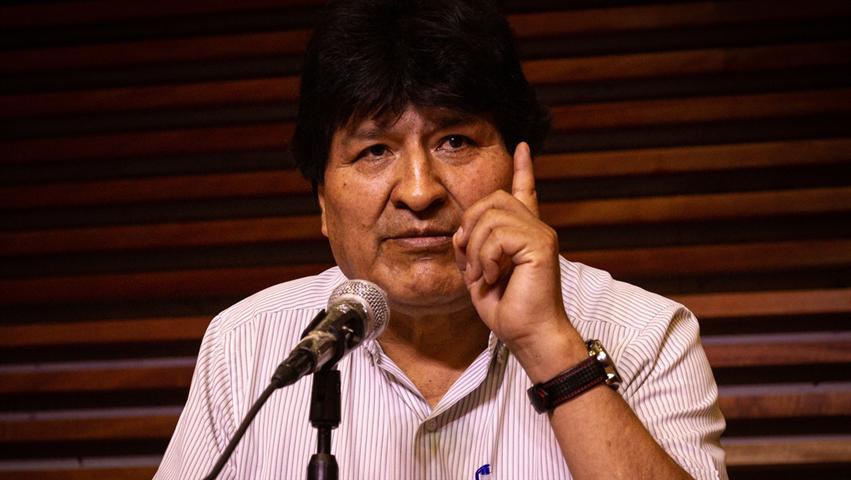 Expresidente de Bolivia critica trato a inmigrantes en Chile