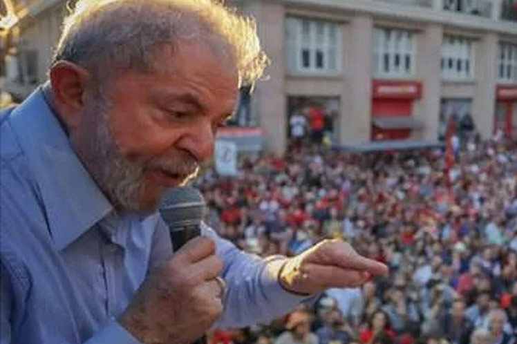 Lula recibió apoyo electivo de gobernadores y senadores de Brasil