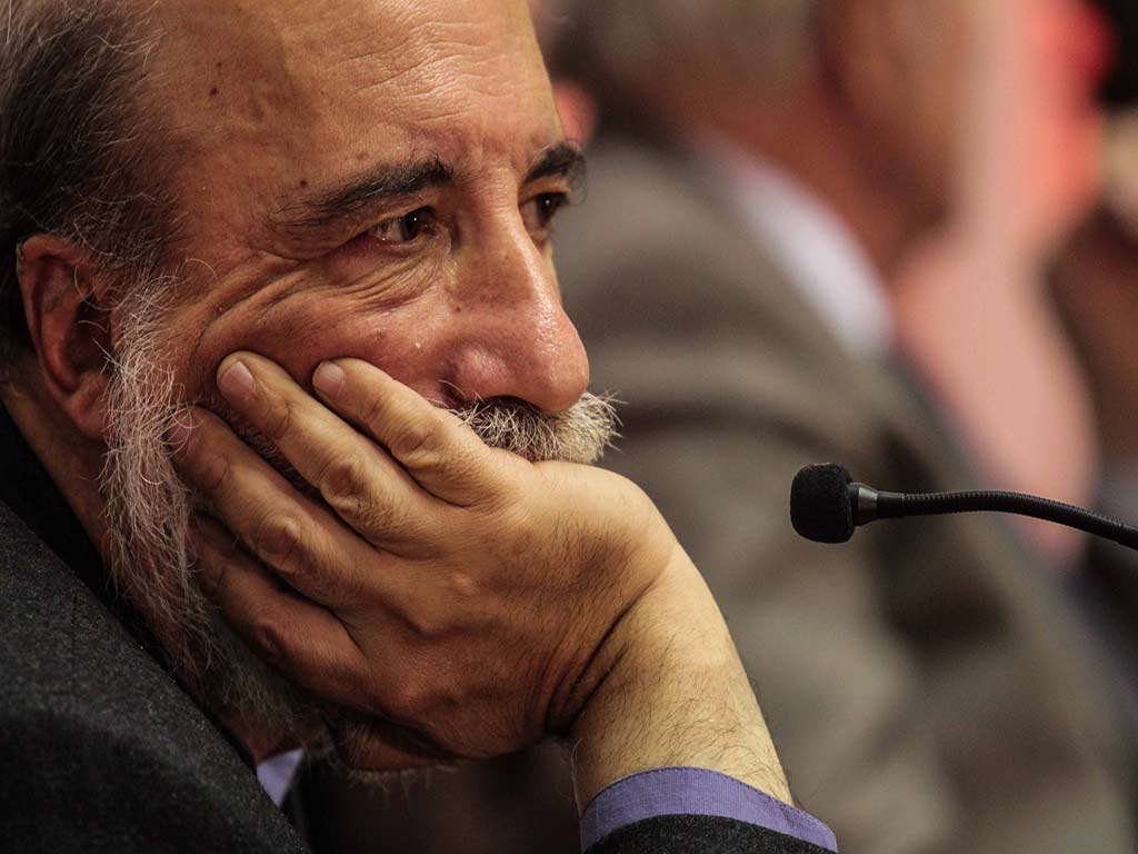 Felicitan a poeta chileno Raúl Zurita por Premio García Lorca