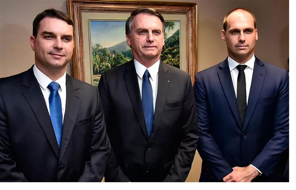 Tendencia en redes irónica fuga de clan Bolsonaro