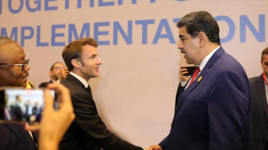 Macron ignora a Guaidó y pide diálogo a Maduro ¿por el petróleo?