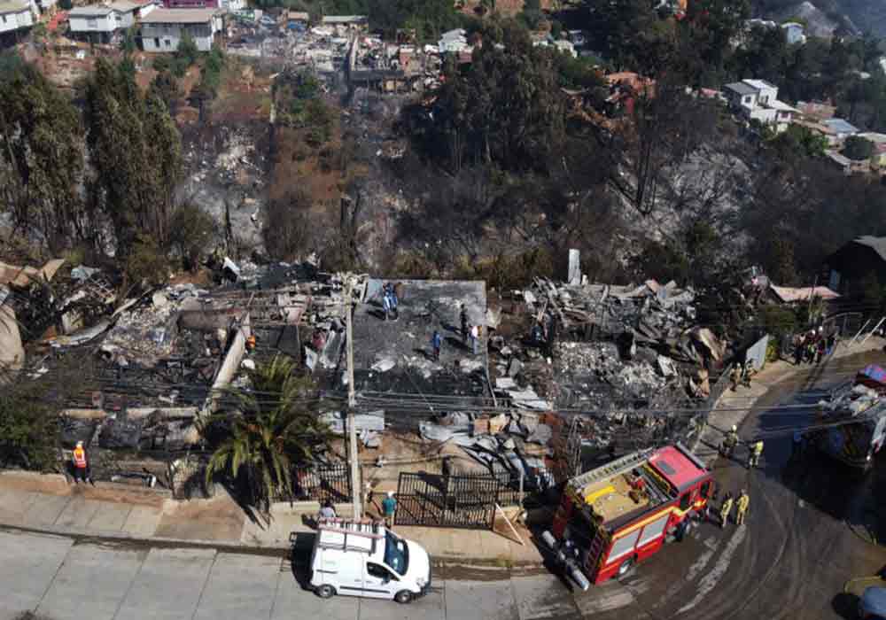 Gobierno promete ayuda a damnificados por incendio
