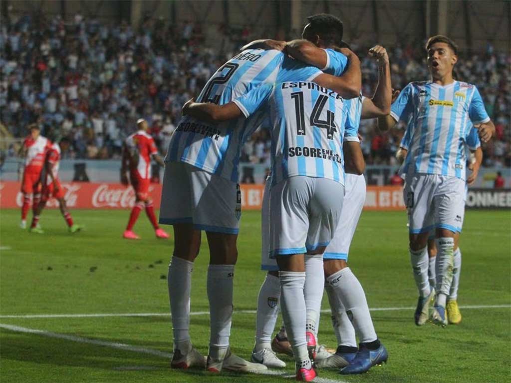 Magallanes de Chile empató y sigue con vida en Copa Libertadores