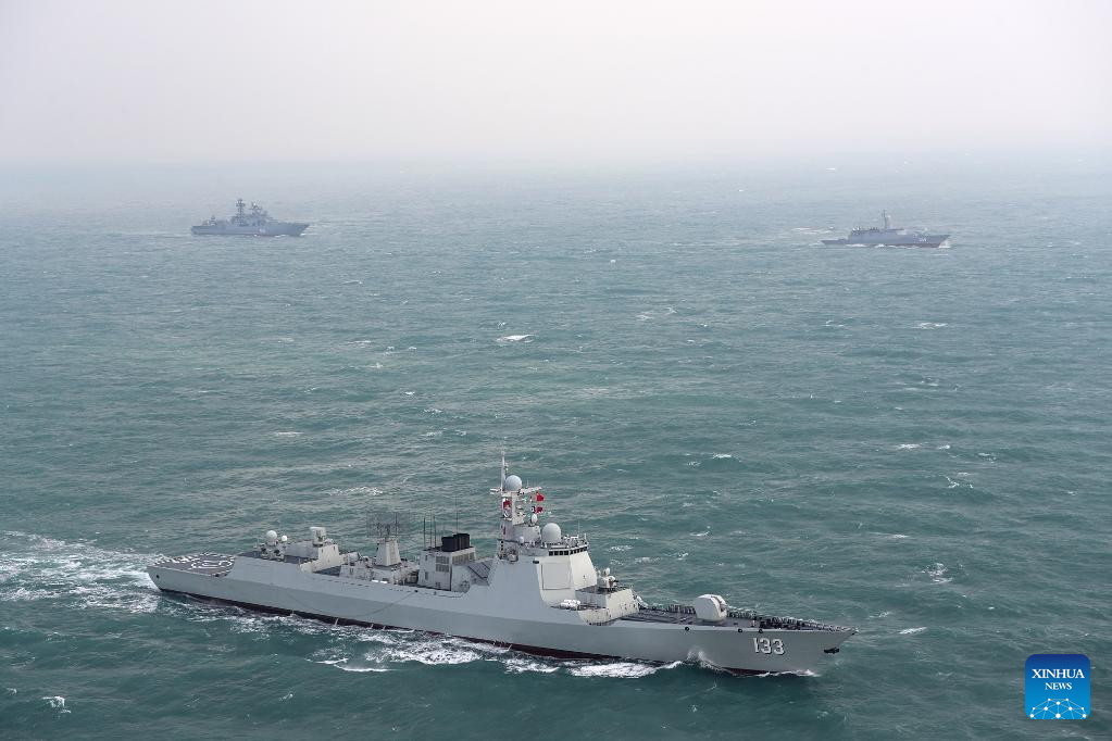 Rusia, China y Sudáfrica iniciaron ejercicios navales