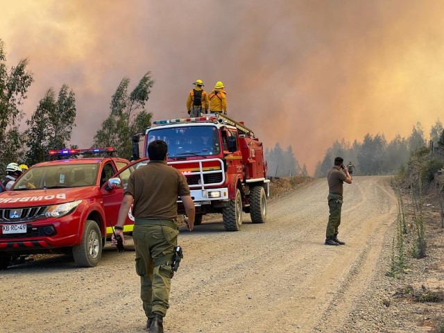 Chile enfrenta los incendios más mortíferos en una década