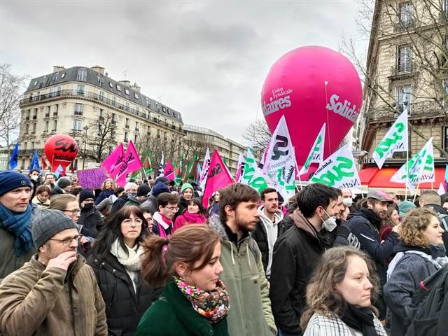 Francia con nueva jornada de protestas contra reforma de jubilación