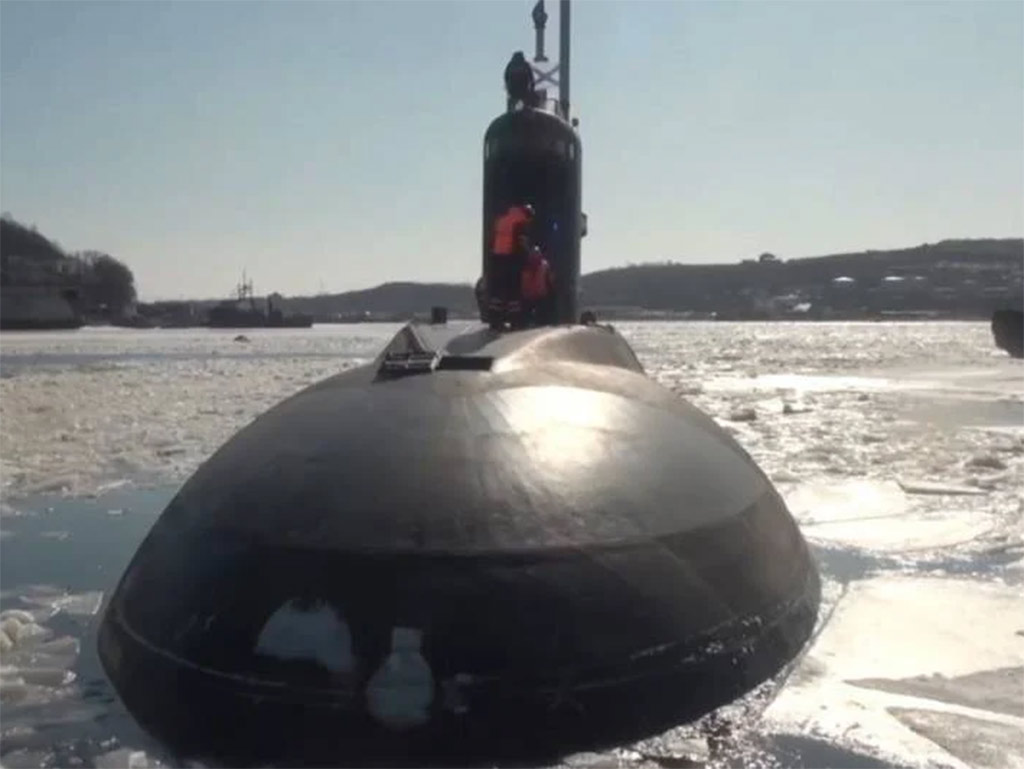 Rusia dispara misil Kalibr desde submarino en mar de Japón