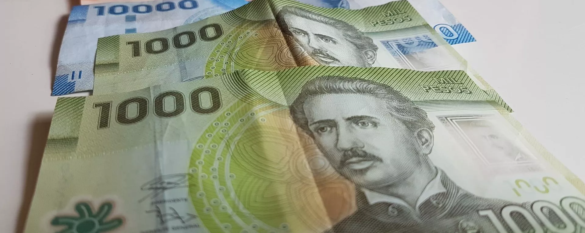 Nivel de ahorro de los chilenos registra su nivel más bajo en 10 años