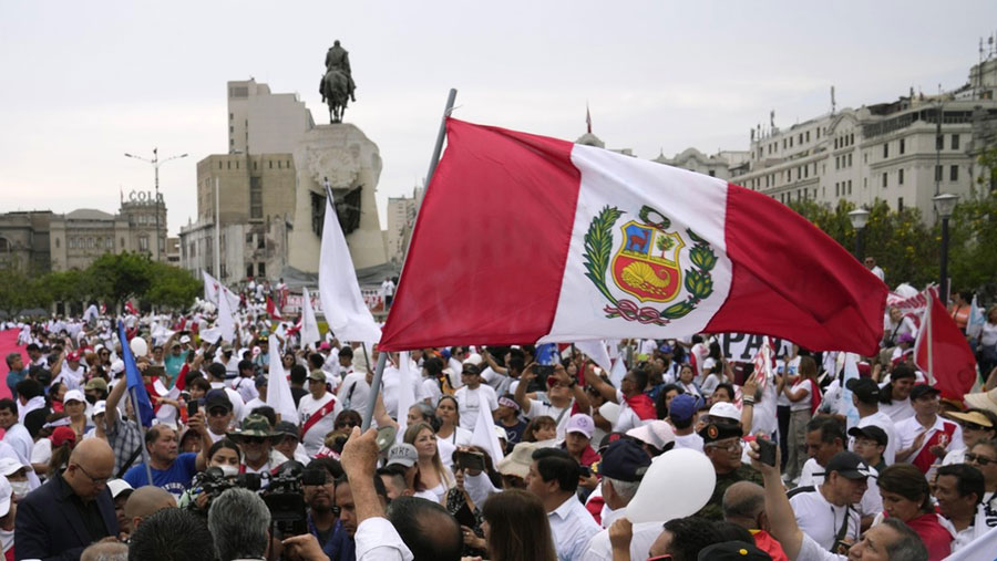 Ministro de Justicia de Perú reconoce posibles violaciones a derechos humanos en protestas sociales