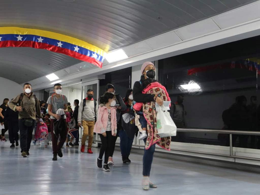 Funcionarios chilenos viajarán a Venezuela por tema migratorioFuncionarios chilenos viajarán a Venezuela por tema migratorio