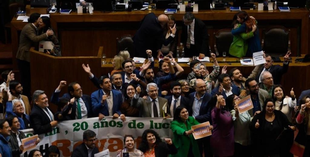Regionalistas Verdes celebran histórica aprobación de Royalty Minero por la Cámara Baja y su despacho a ley