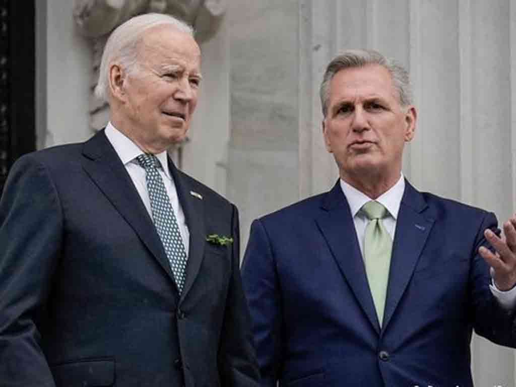 Biden y McCarthy alcanzan acuerdo de techo de deuda de EEUU