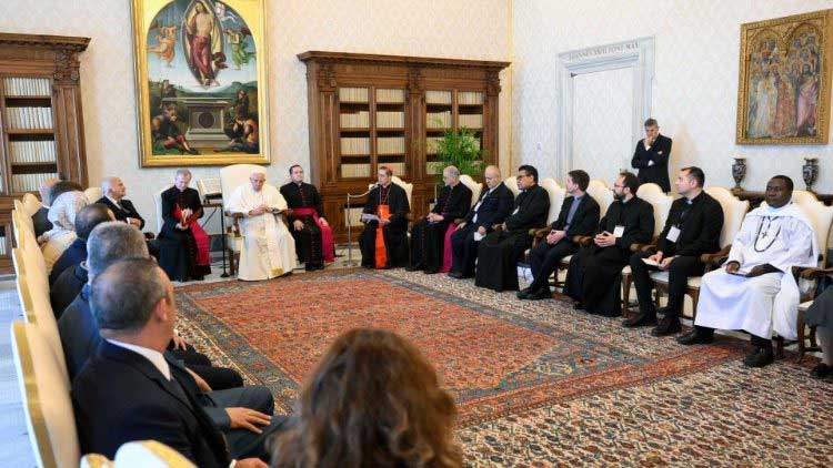 Papa Francisco destaca valor del diálogo interreligioso con el islam