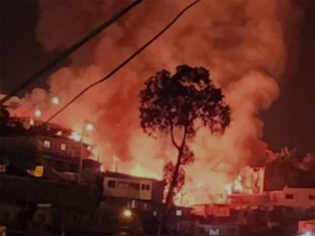 Incendio destruye viviendas en Viña del Mar y Valparaíso
