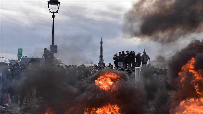 Siria tacha de racista actuación policial contra protestas en Francia