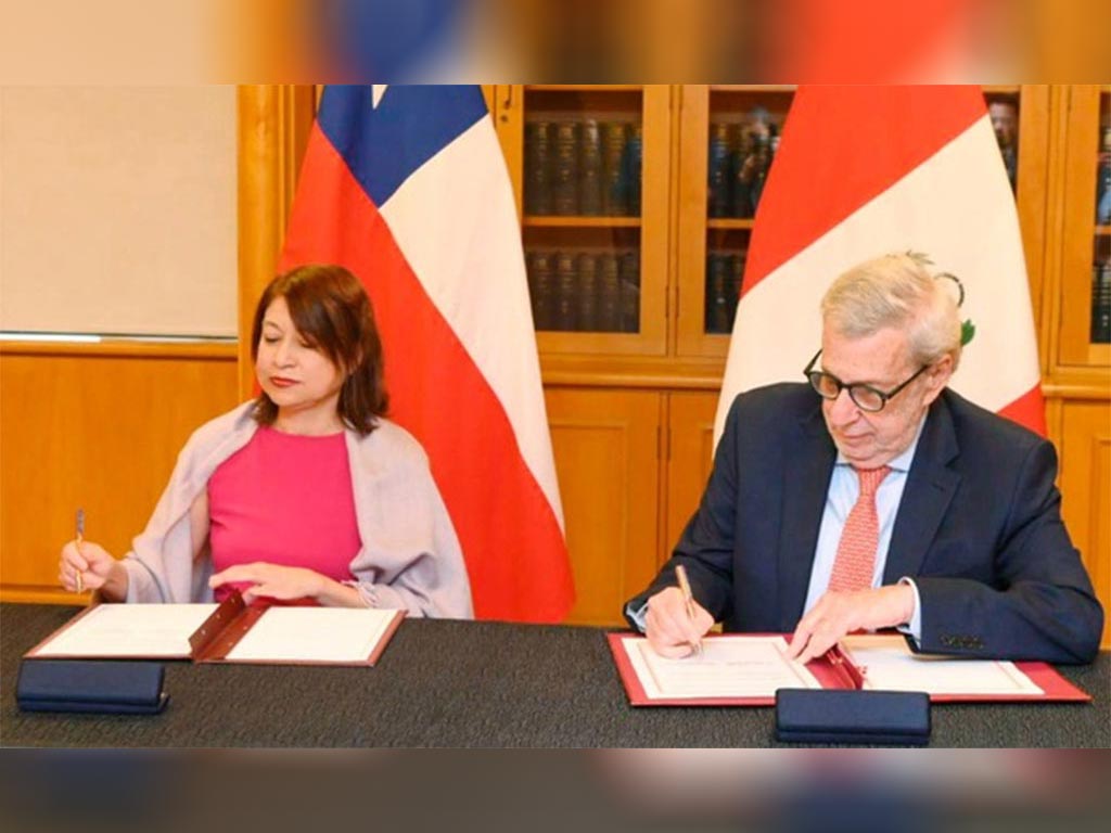 Chile entregó a Perú presidencia de la Alianza del Pacífico