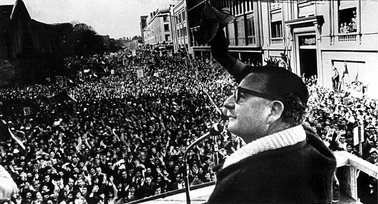 Ciudad México dedica Feria del Libro a presidente Salvador Allende