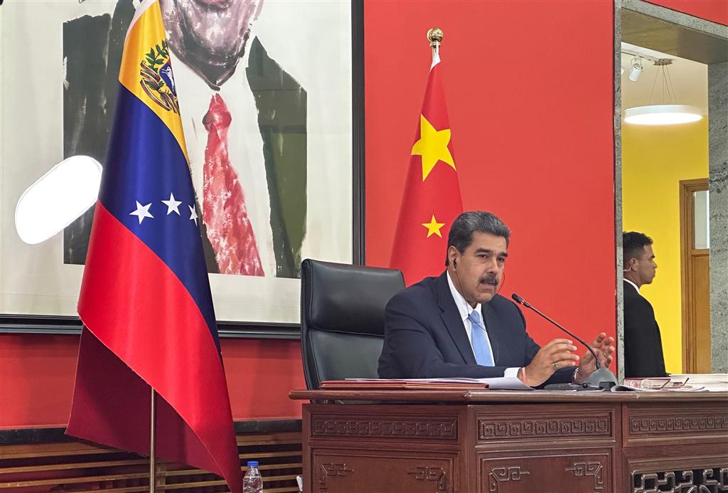 Venezuela diversifica exportaciones a China, anunció Maduro