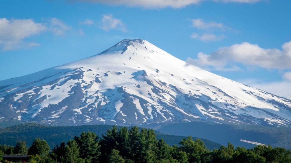 Bajan nivel de alerta en el volcán Villarrica