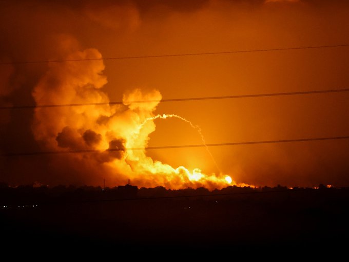 Israel bombardea Gaza mientras Naciones Unidas reclama alto el fuego humanitario