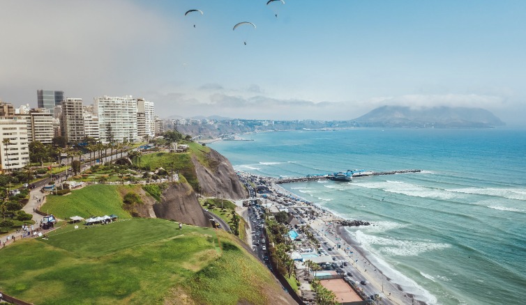Prevén más de un millón de viajes en feriado de Semana Santa en Chile