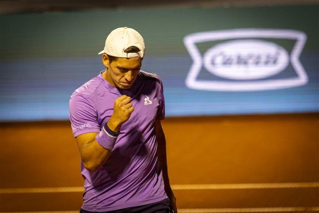 Tenista argentino Báez logra segundo título en canchas sudamericanas