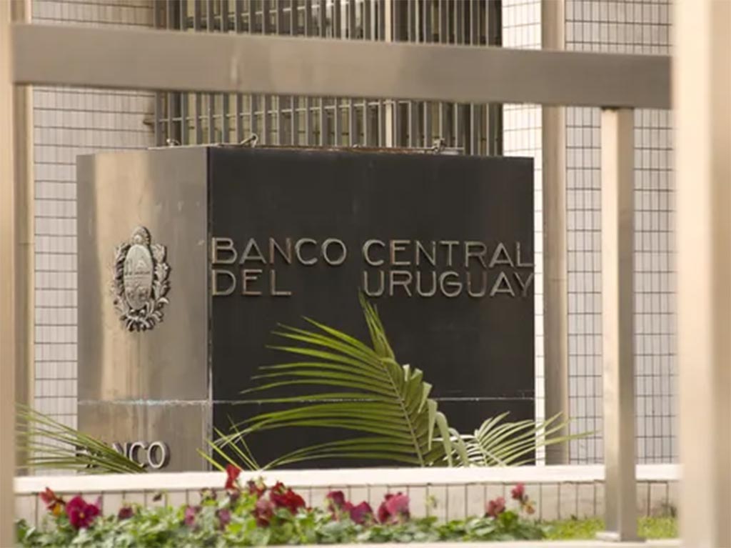 Mayorías de quejas ciudadanas a bancos y financieras en Uruguay