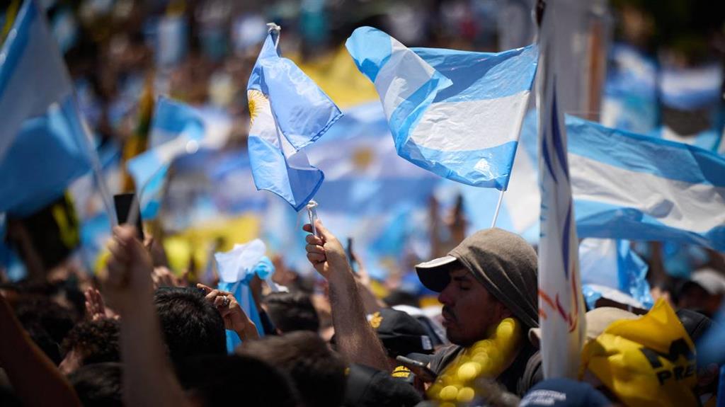 Gremios docentes realizan paro en Argentina
