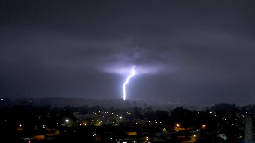 Decretan alerta por tormentas eléctricas en el norte de Chile
