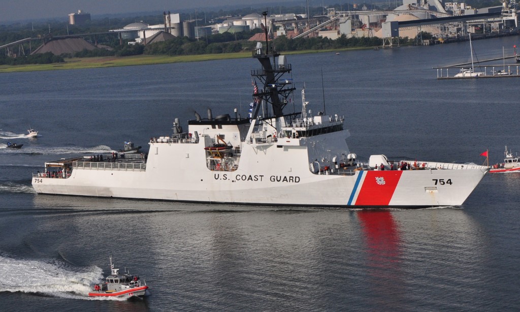Barco de guerra de EEUU sin autorización para maniobras en Uruguay