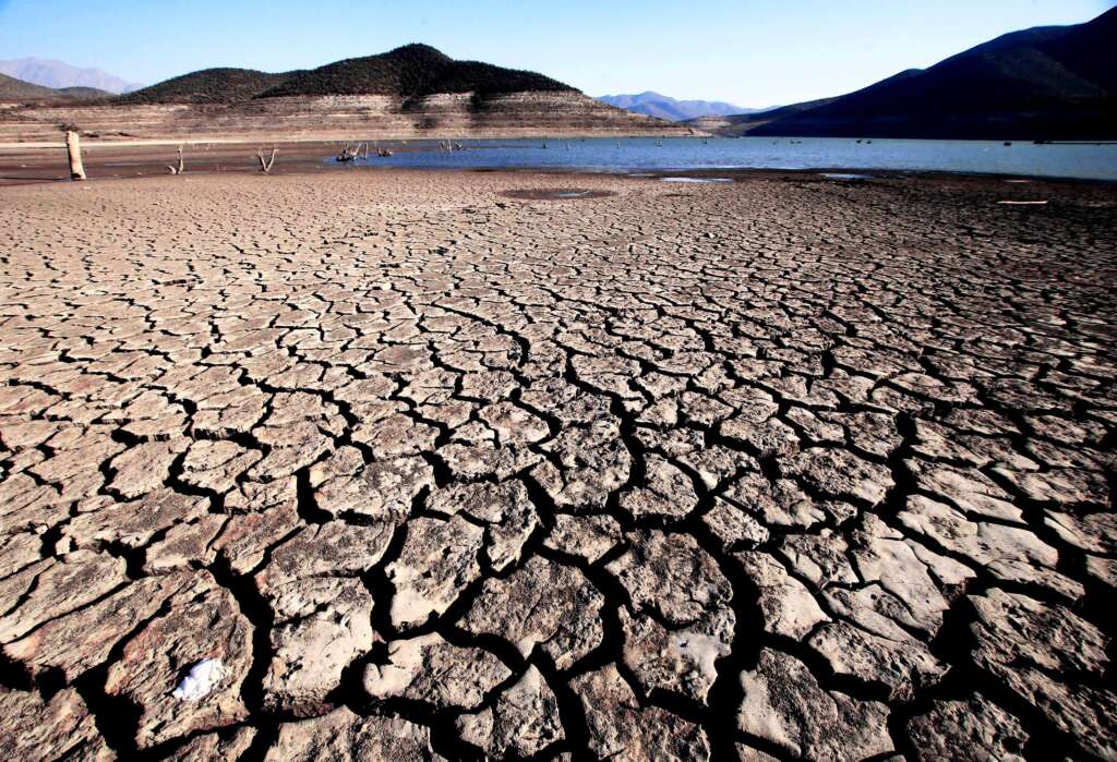 Climatólogo Usach: “No hay evidencia científica que avale que la siembra de nubes alivie la sequía”