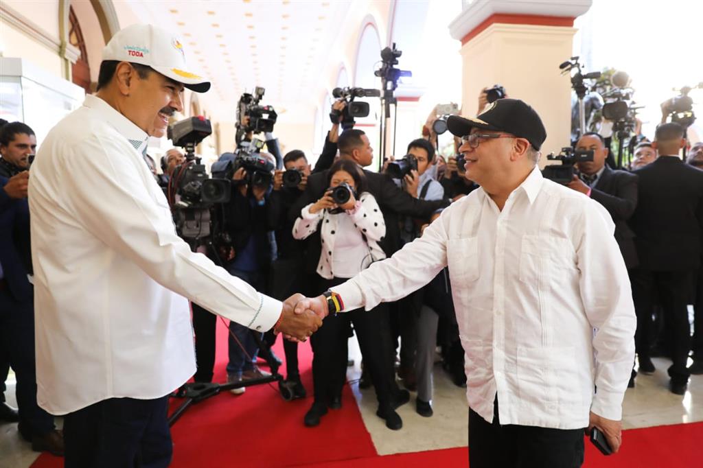 Maduro y Petro se reunieron seguridad regional y desafíos de derecha