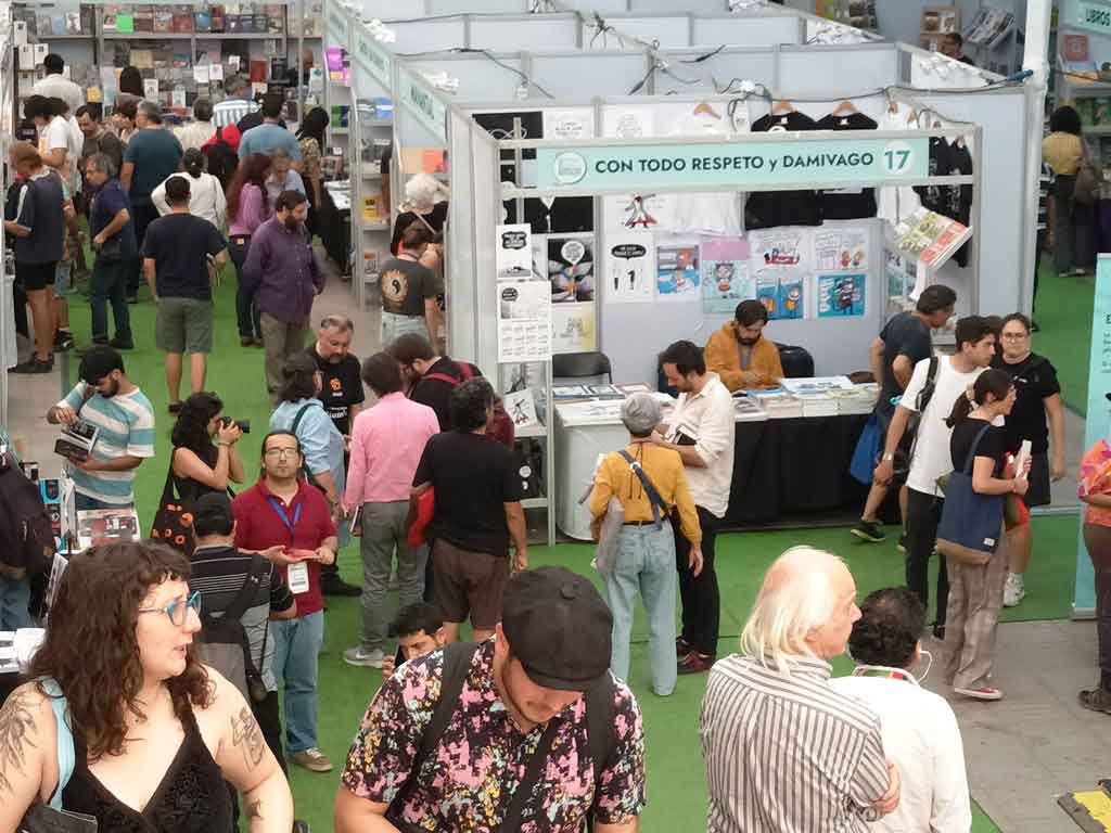 Feria del Libro de Ciencias Sociales reúne a 70 editoriales en Chile