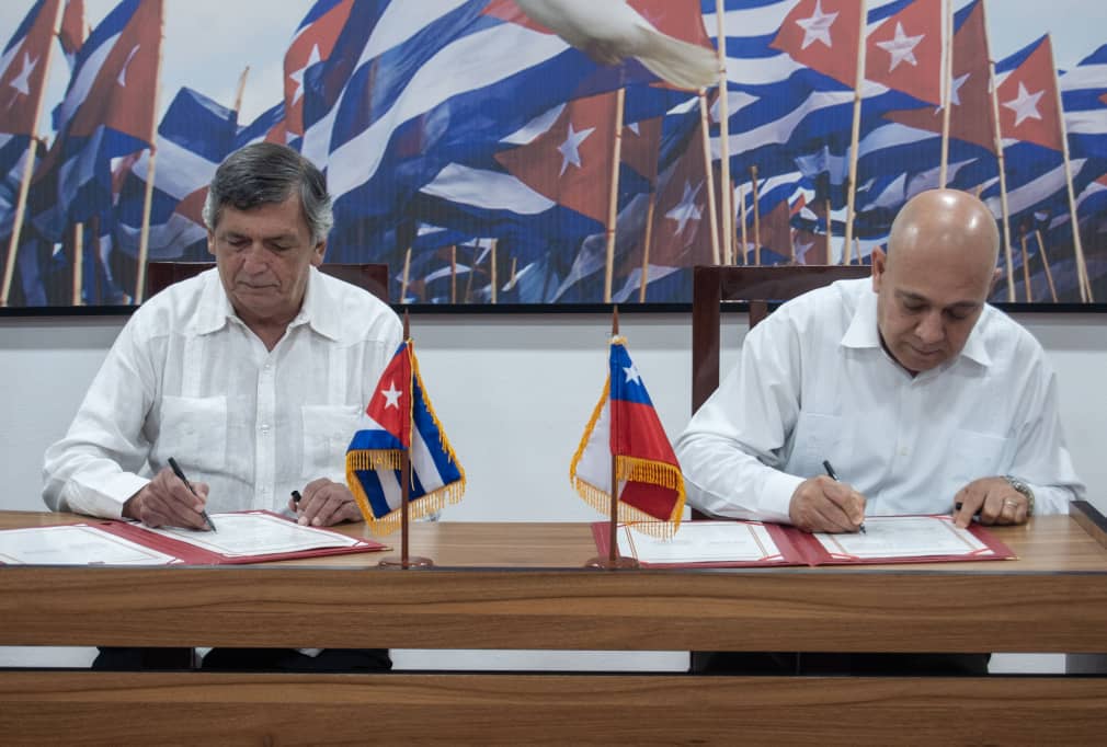Partidos Comunistas de Cuba y Chile estrechan vínculos