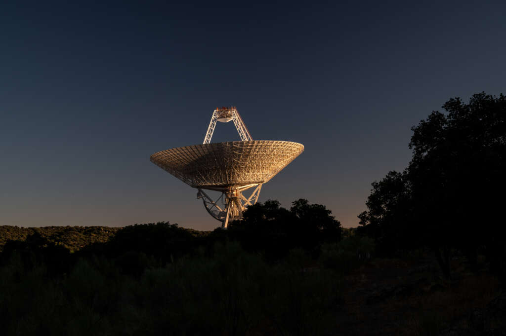 PUCV: Expertos internacionales estrechan   lazos en torno a la radioastronomía